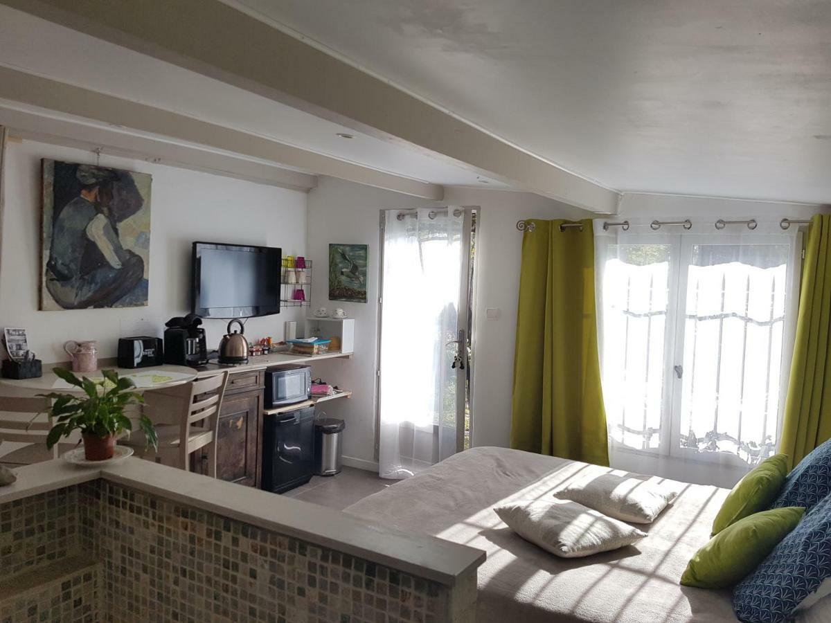 Chambre D'Hote - Mas Le Barret Arles Buitenkant foto